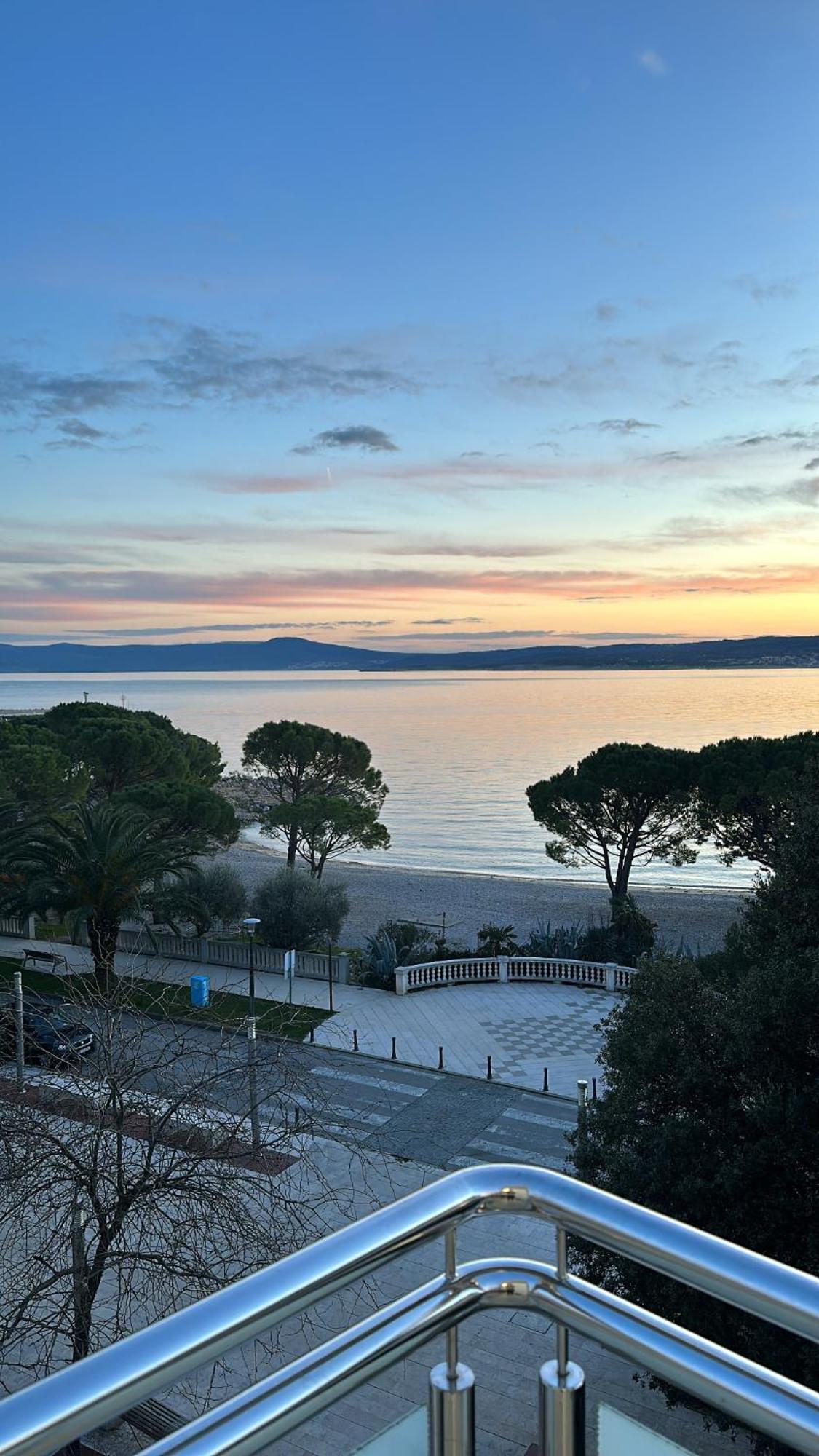 Apartmani Simi - The Wave Crikvenica Eksteriør billede