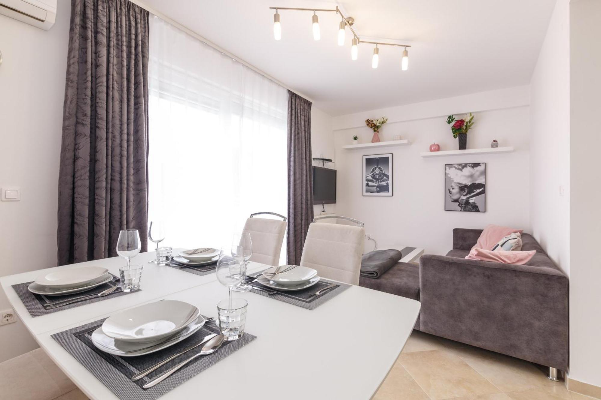 Apartmani Simi - The Wave Crikvenica Eksteriør billede