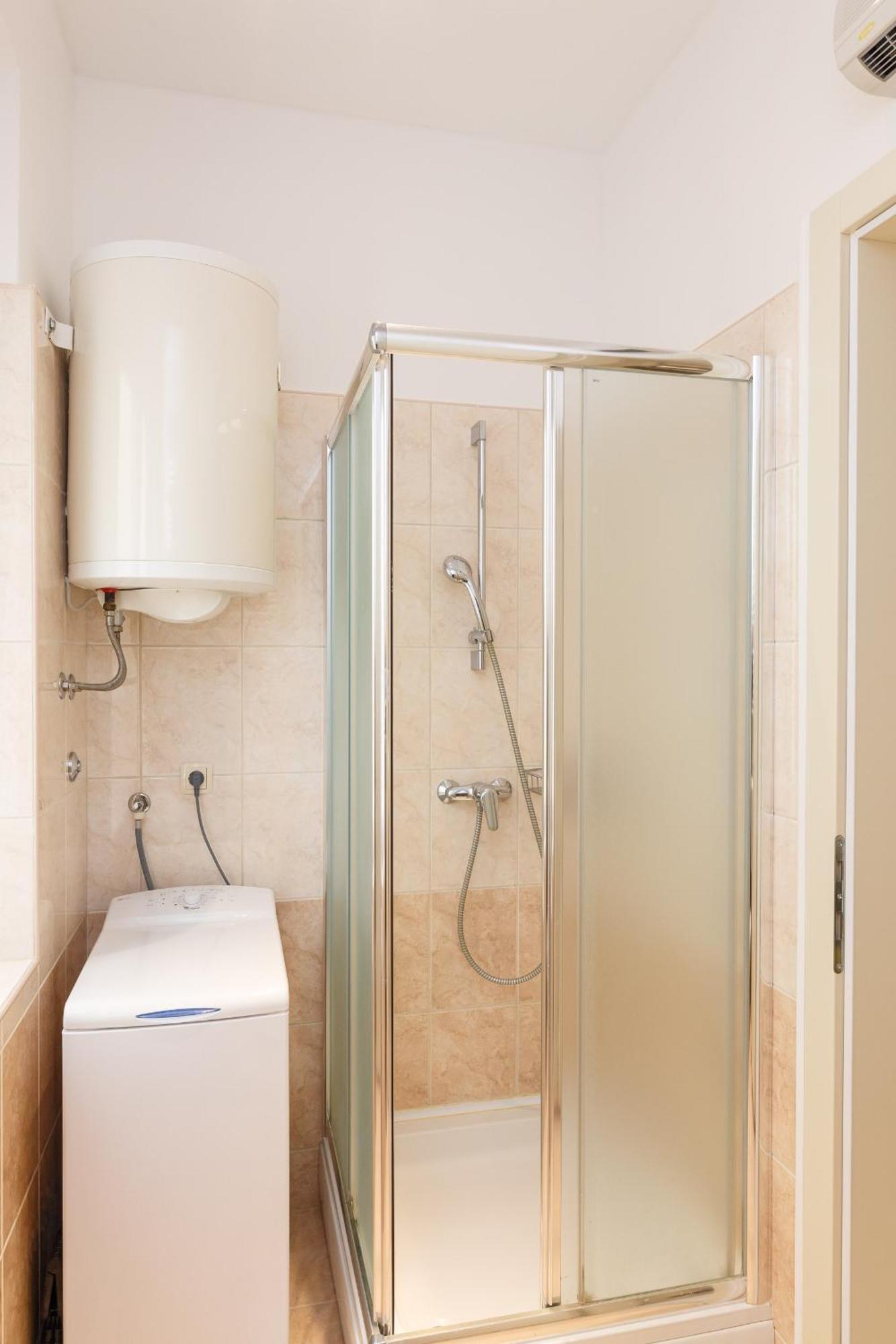 Apartmani Simi - The Wave Crikvenica Eksteriør billede